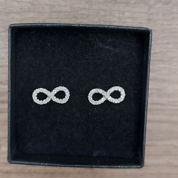 925 Sterling Silver Infinity Stud Earrings - Picture 3 of 6